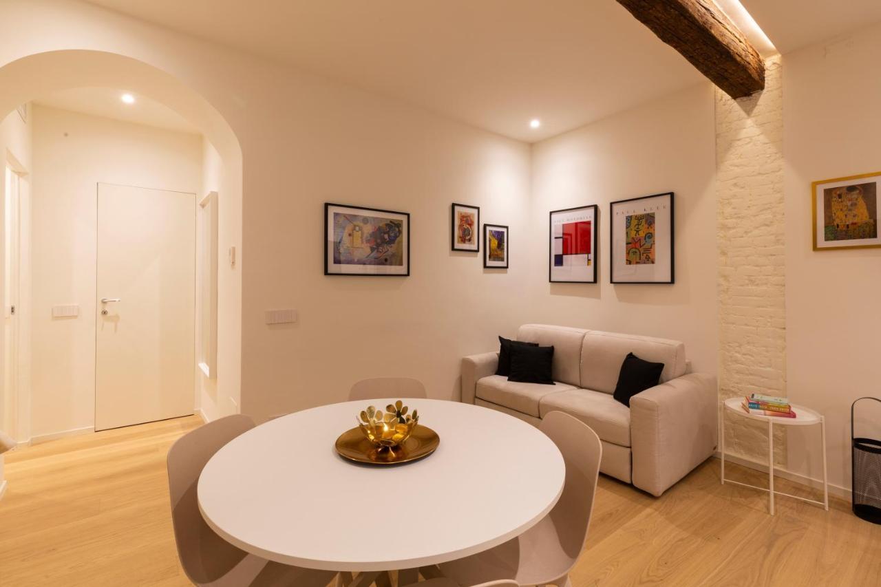Appartement Domus Ticinese à Milan Extérieur photo